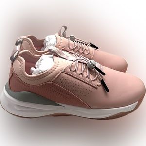 Clove Women's Classic Pink Show Women's Size 8.5 like new